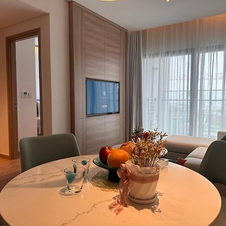 Hb Serviced Apartment - 12 Tran Quy Kien ハノイ市 エクステリア 写真